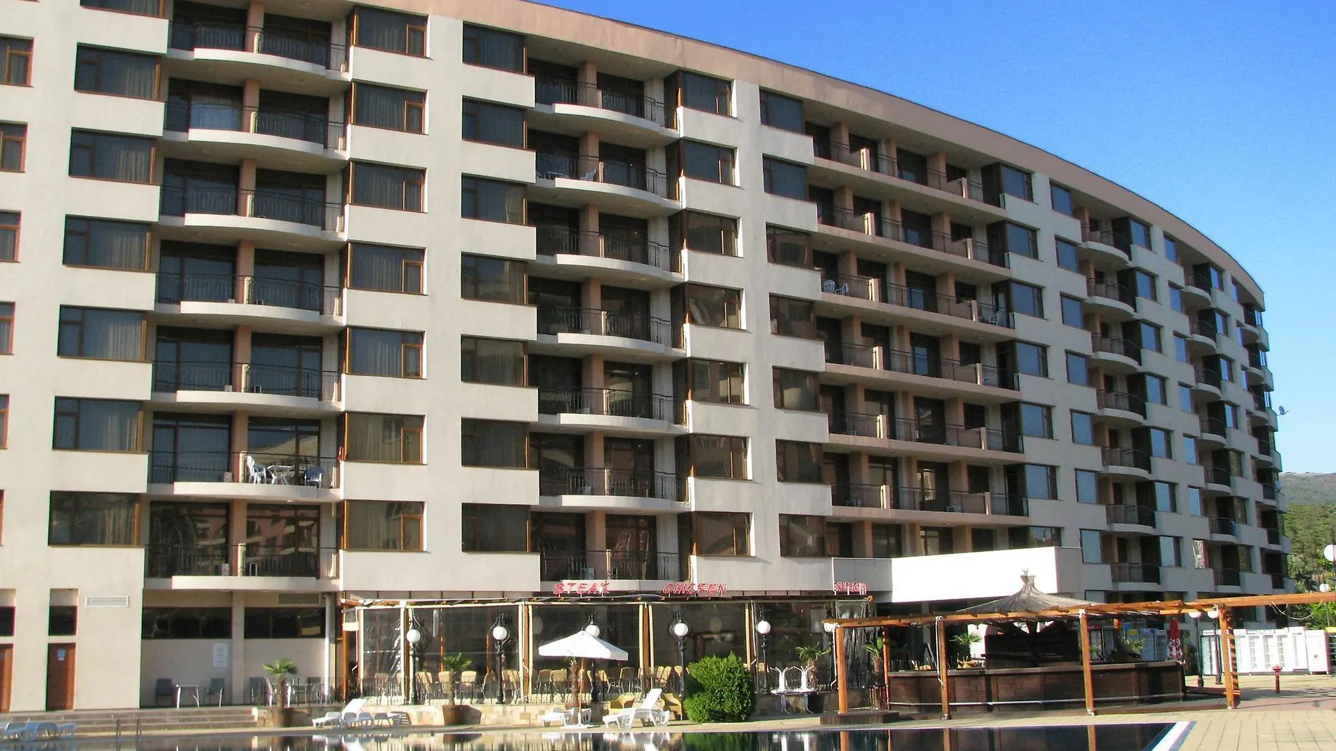 Aparthotel Poseidon Napospart