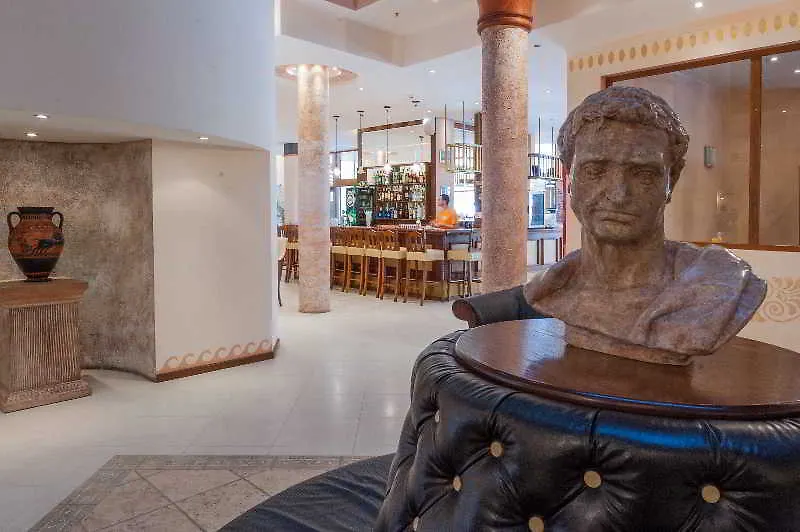 Aparthotel Poseidon Słoneczny Brzeg 4*,